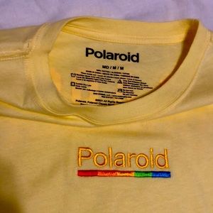 NWOT Polaroid embroidered crop top t-shirt yellow rainbow 🌈 Medium M back print